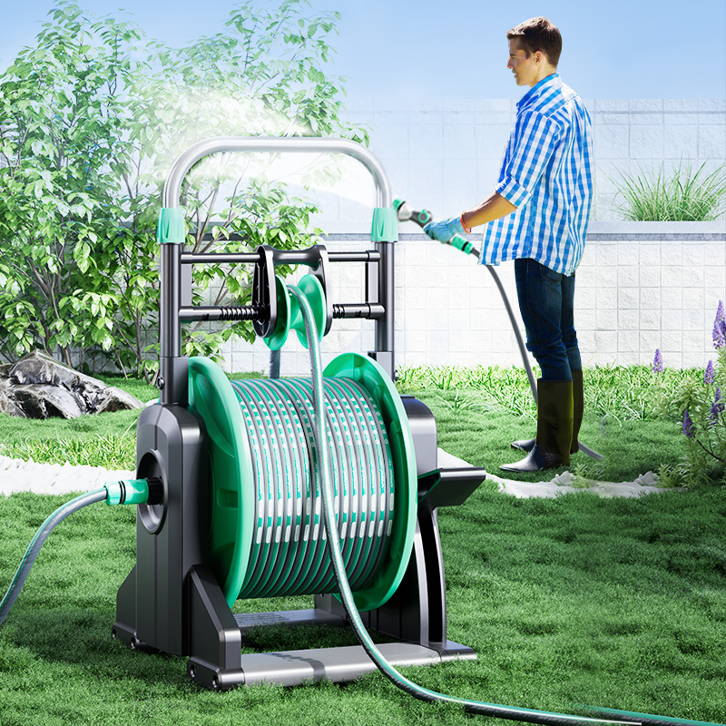 自動巻き取り式ホースリールカート、サンキャストステンレス製、 - Garden Hose Reel Automatic Retractable 30M のレビューと価格