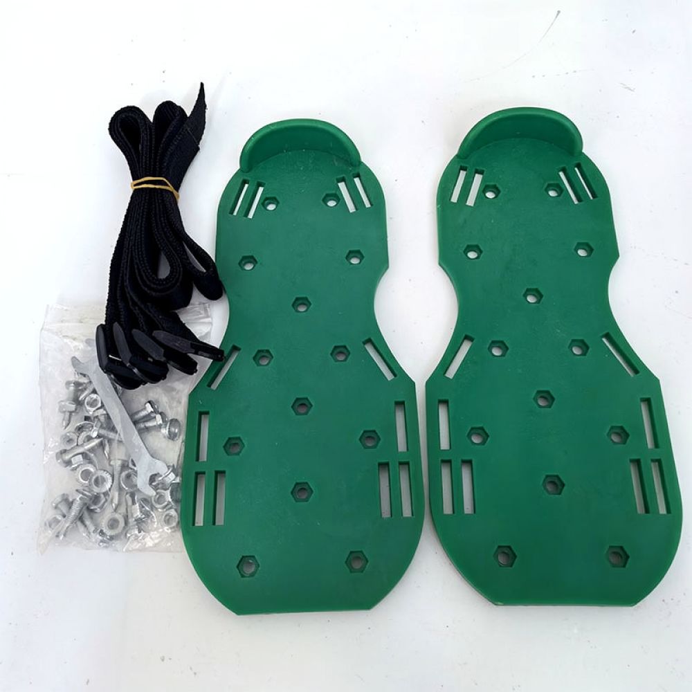 頑丈なガーデンエアレーターシューズ。芝生の手入れや造園作業に - Lawn Aerator Shoes Spikes Heavy Duty のレビューと価格